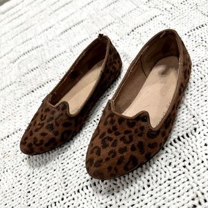 Kids Old Navy Cheetah Slip-on Shoes | Size 10